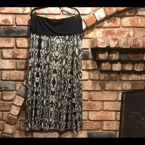 CALVIN KLEiN XL b&w maxi skirt